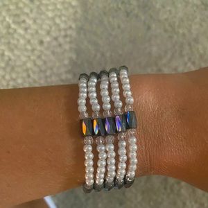 Like new!! Magnetic Bracelet/Necklace